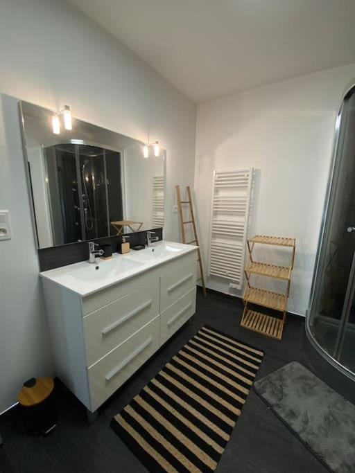 Gite Comme Chez Soi Ducey Les Cheris Buitenkant foto